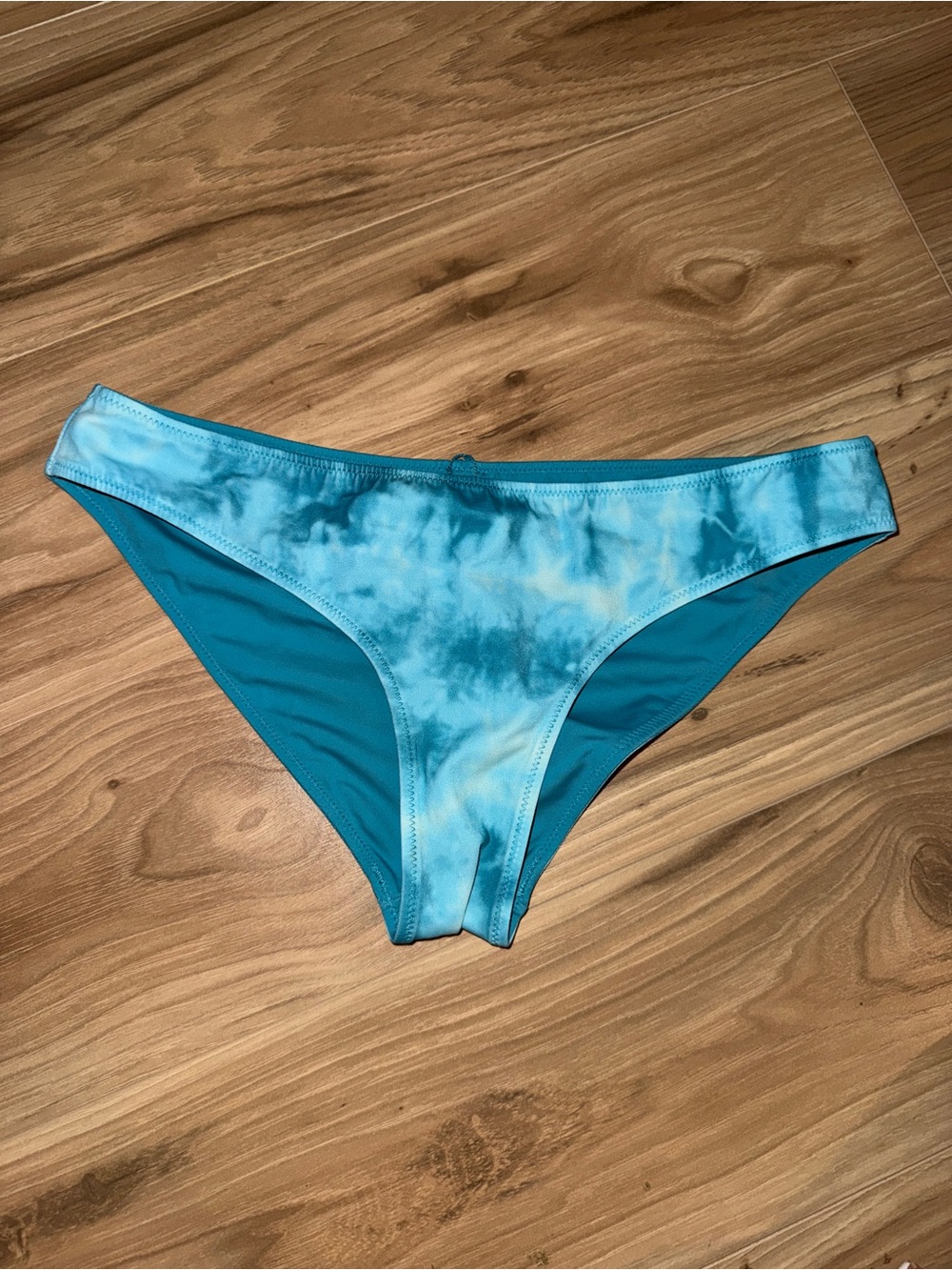 Pink Victorias Secret Reversible Blue tie dye bikini bottoms swimwear